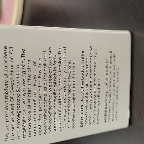 Elvis + Elvin Rose of Winter Body Oil 110ml New In Box - Picture 4 of 6